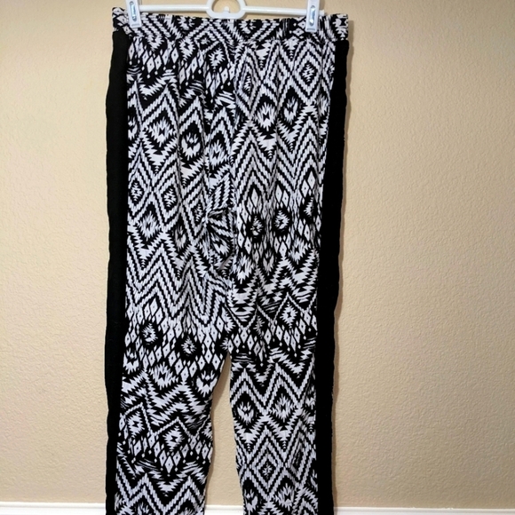 I.N. San Francisco Aztec Print Palazzo Pants - Picture 1 of 5